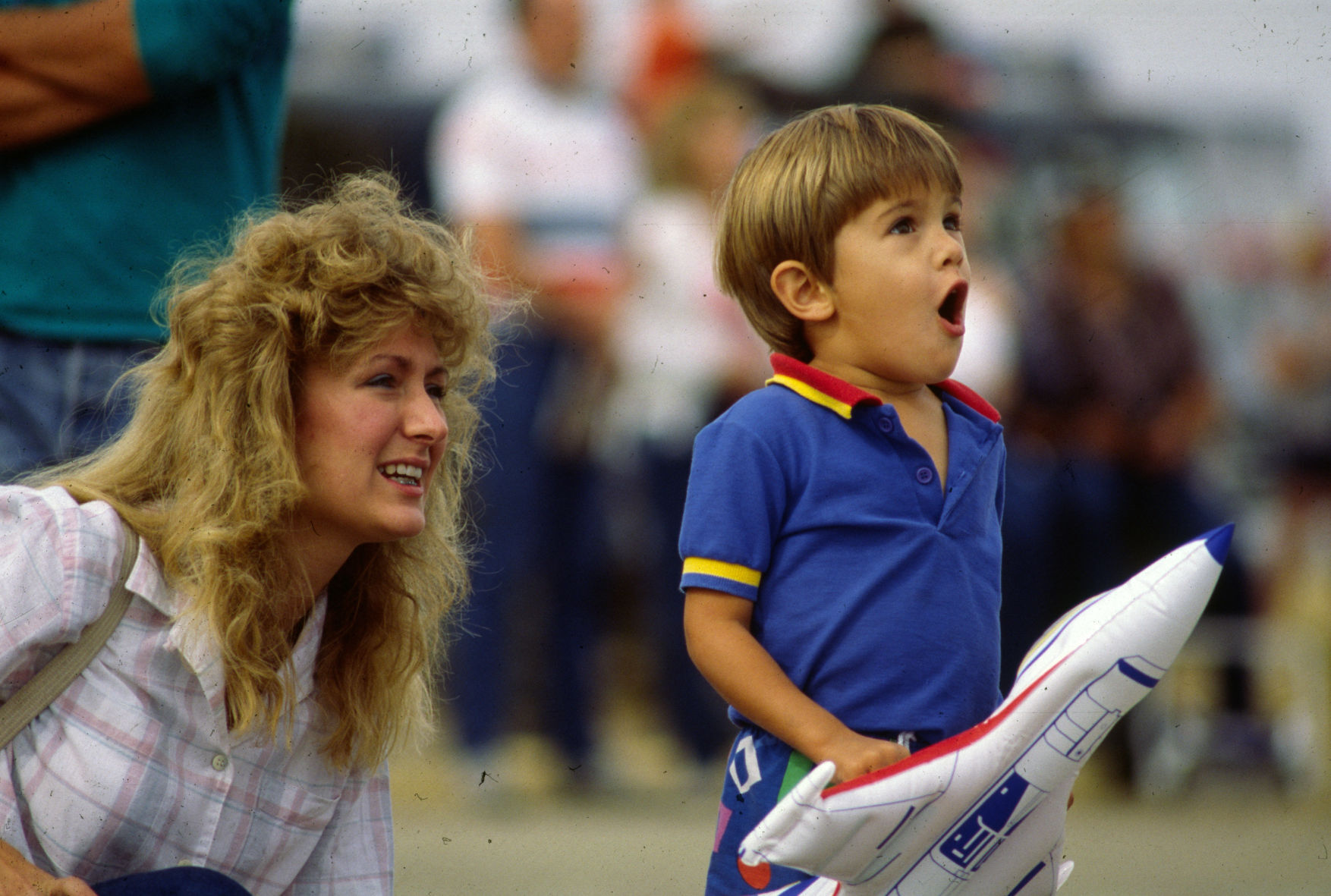 Spectators at Big Sky International Airshow, 1986
